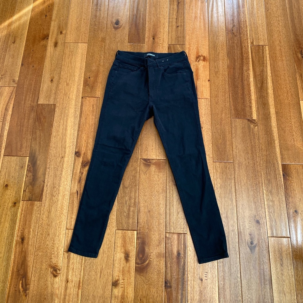 Skinny jeans